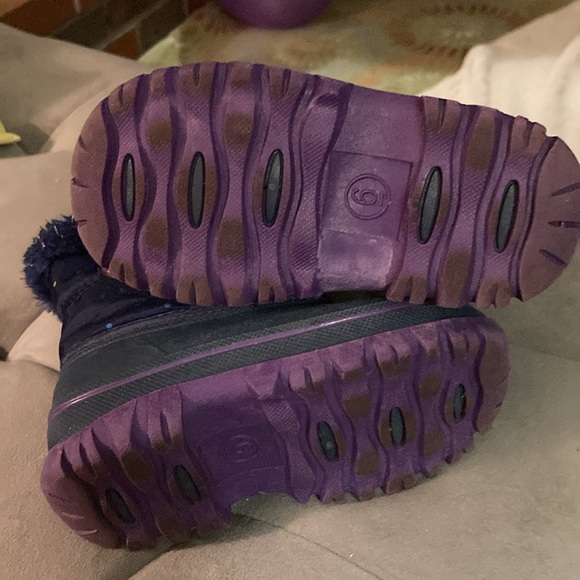 Snow boots- toddler. Cat & Jack Thermolite.  Barely worn, fun purple sparkly - Picture 9 of 10